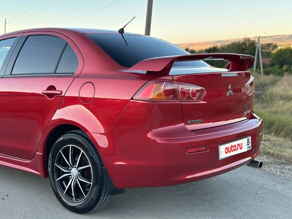2007 Mitsubishi Lancer X, красный - вид 6