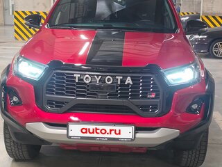 2025 Toyota Hilux VIII Рестайлинг 2, красный, 6650000 рублей, вид 1