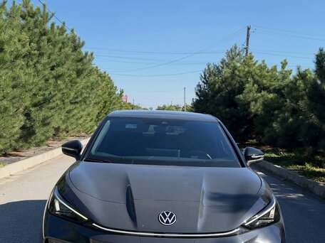 2025 Volkswagen ID.Unyx, серый, 3400000 рублей, вид 2