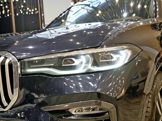 2021 BMW X7 40i I (G07), чёрный, 7450000 рублей, вид 3