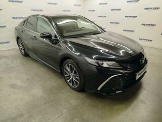 2023 Toyota Camry VIII (XV70) Рестайлинг, чёрный, 3170000 рублей, вид 2