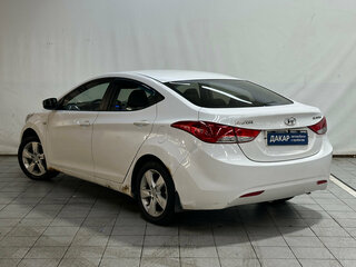 2012 Hyundai Elantra V (MD), белый, 630000 рублей, вид 4