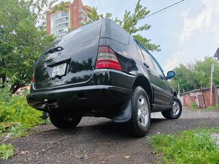 1998 Mercedes-Benz M-Класс 320 I (W163), чёрный, 588000 рублей, вид 4