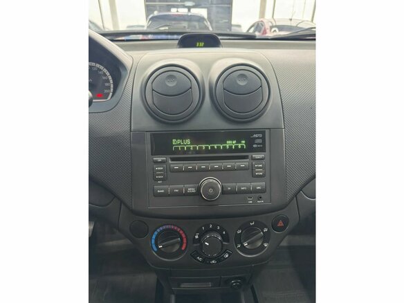 2011 Chevrolet Aveo I Рестайлинг, красный, 549000 рублей - вид 13