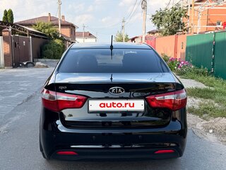 2012 Kia Rio 4-speed III, чёрный, 820000 рублей, вид 4
