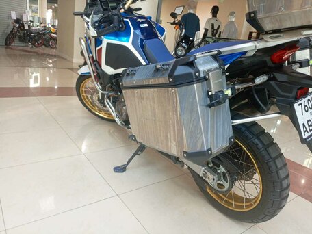 2021 Honda CRF 1100L Africa Twin, белый, 1800000 рублей, вид 3