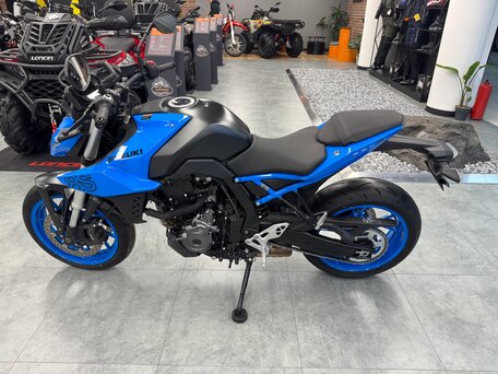 2023 Suzuki GSX-8S, голубой, 930000 рублей, вид 2