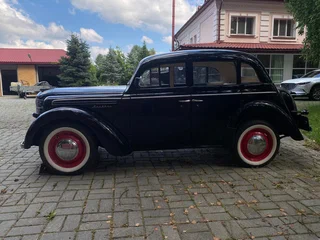1954 Москвич 400-420, чёрный, 1600000 рублей, вид 4