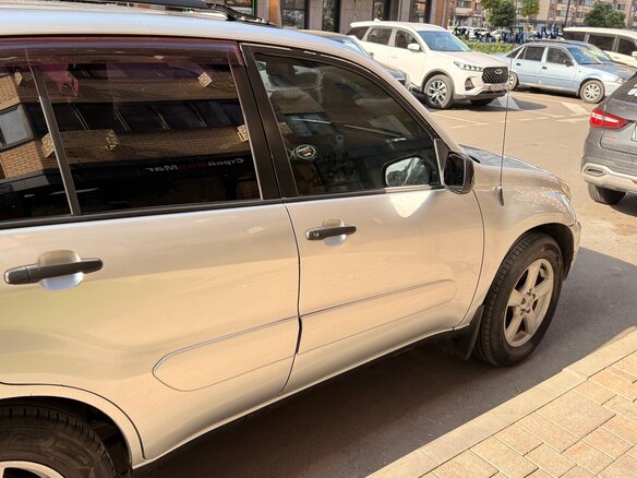 2000 Toyota RAV4 II (XA20), серебристый, 750000 рублей - вид 7