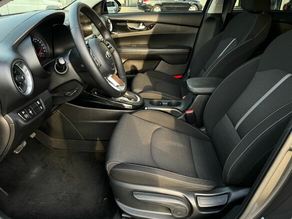 2020 Kia Cerato IV, серый - вид 14