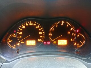 2006 Toyota Avensis II, серебристый, 900000 рублей, вид 5