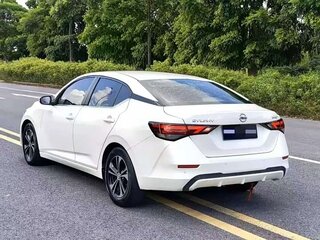 2022 Nissan Sylphy IV (B18), белый, 1399999 рублей, вид 4