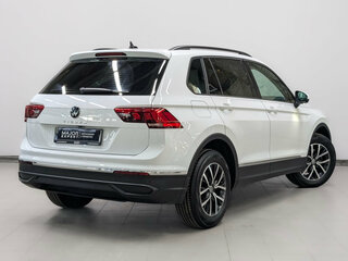 2022 Volkswagen Tiguan II Рестайлинг, белый, 3155000 рублей, вид 5