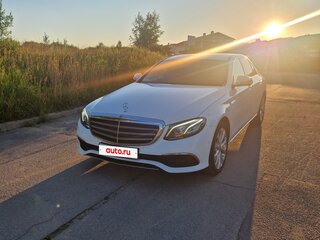 2019 Mercedes-Benz E-Класс 220 d V (W213, S213, C238), белый, 3199000 рублей, вид 3