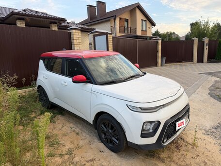 2021 Kia Soul III, белый, 2190000 рублей, вид 3
