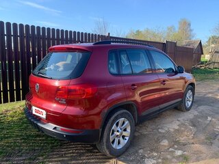2012 Volkswagen Tiguan I Рестайлинг, красный, 1300000 рублей, вид 3
