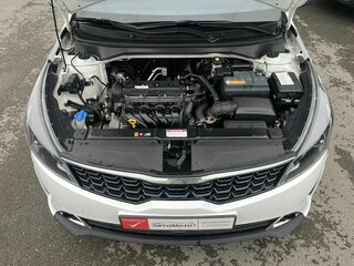 2021 Kia Rio IV Рестайлинг, белый, 1849000 рублей, вид 5