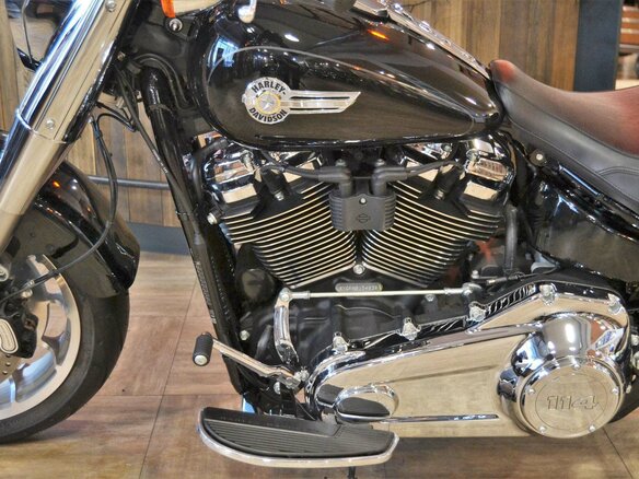 2023 Harley-Davidson Fat Boy, чёрный, 3700000 рублей - вид 7