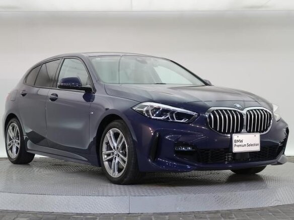 2022 BMW 1 серии 118i III (F40), синий, 1500000 рублей - вид 2