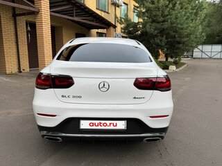 2020 Mercedes-Benz GLC Coupe 300 I (C253) Рестайлинг, белый, 5000000 рублей, вид 5