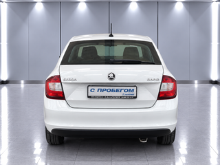 2018 Skoda Rapid I Рестайлинг, белый, 990000 рублей, вид 3