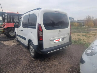 2013 Peugeot Partner II Рестайлинг, белый, 750000 рублей, вид 5