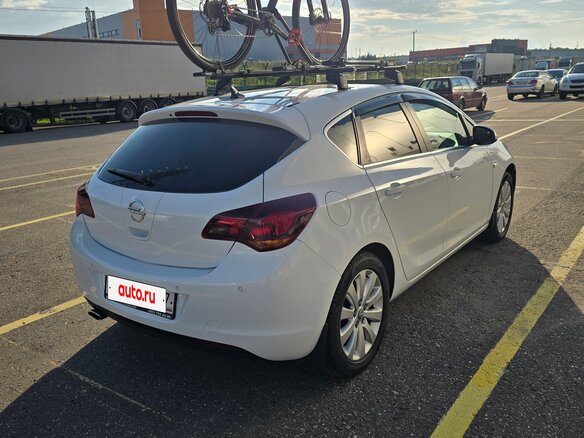 2011 Opel Astra J, белый, 800000 рублей - вид 6