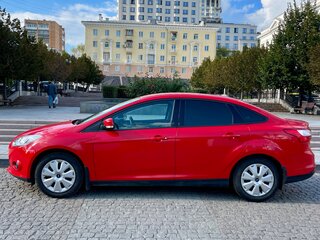 2014 Ford Focus III, красный, 1250000 рублей, вид 4