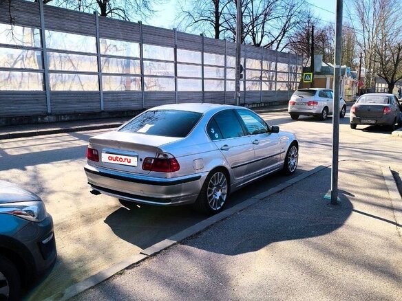 2000 BMW 3 серии 325i IV (E46), серебристый, 600000 рублей - вид 6