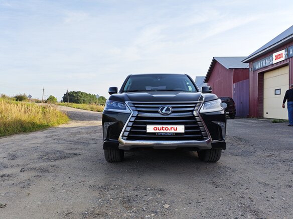 2017 Lexus LX 450d III Рестайлинг 2, чёрный, 7900000 рублей