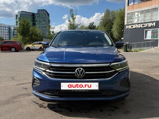 2020 Volkswagen Polo VI, синий, 1825000 рублей, вид 2