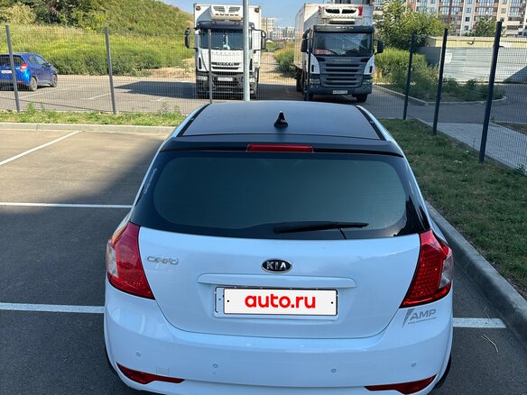 2011 Kia Ceed I Рестайлинг, белый, 770000 рублей - вид 6