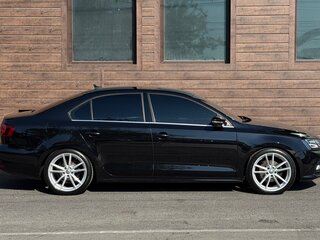 2017 Volkswagen Jetta VI Рестайлинг, чёрный, 1520000 рублей, вид 5