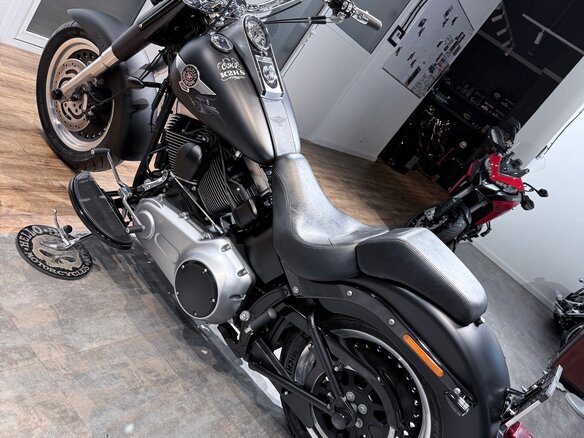 2011 Harley-Davidson Fat Boy, чёрный, 1199000 рублей - вид 4