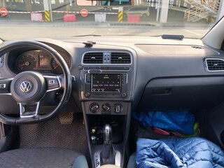 2019 Volkswagen Polo V Рестайлинг, белый, 1290000 рублей, вид 4