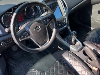 2012 Opel Astra J Рестайлинг, белый, 700000 рублей, вид 5
