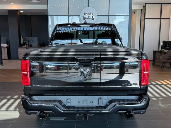 2026 Ram 1500 Crew Cab eTorque V Рестайлинг, чёрный - вид 13