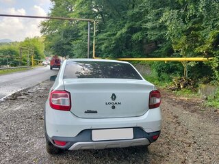 2019 Renault Logan Stepway II Рестайлинг, белый, 950000 рублей, вид 3