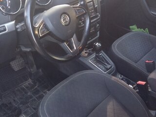 2016 Skoda Yeti I Рестайлинг, серый, 1450000 рублей, вид 5