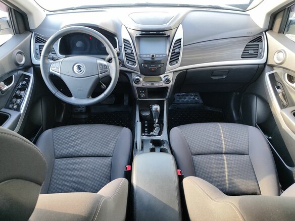 2015 SsangYong Actyon II Рестайлинг, белый - вид 9