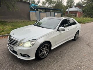 2011 Mercedes-Benz E-Класс 300 IV (W212, S212, C207), белый, 1500000 рублей, вид 1