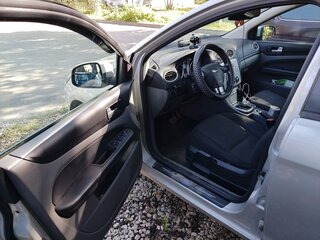 2009 Ford Focus II Рестайлинг, серебристый, 450000 рублей, вид 3