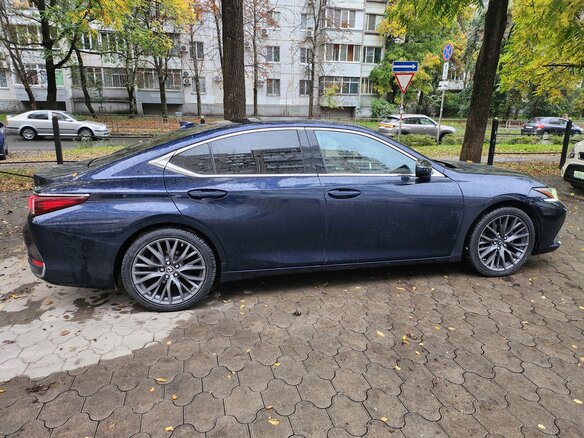 2018 Lexus ES 250 VII, синий, 3330333 рублей - вид 6