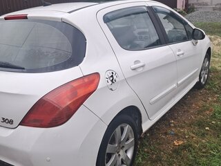 2008 Peugeot 308 I, белый, 450000 рублей, вид 4