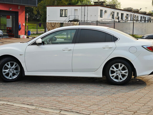 2012 Mazda 6 II (GH) Рестайлинг, белый, 870000 рублей - вид 3