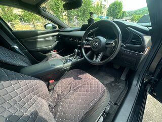 2021 Mazda 3 IV (BP), чёрный, 1650000 рублей, вид 4