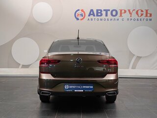 2020 Volkswagen Polo VI, коричневый, 1757000 рублей, вид 4