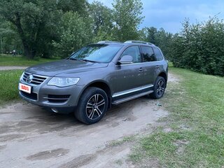 2008 Volkswagen Touareg I Рестайлинг, серый, 800000 рублей, вид 1