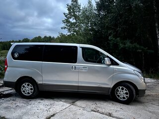 2008 Hyundai H-1 II, серый, 1050000 рублей, вид 4
