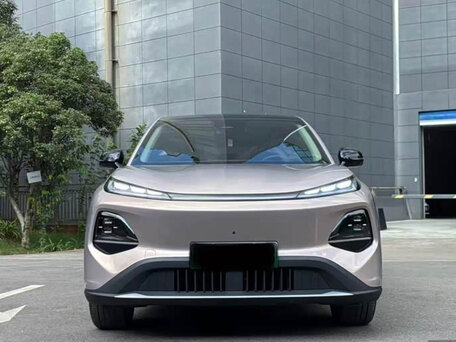 2026 Changan Qiyuan Q05 51.9 kWh II, розовый, 2330000 рублей, вид 2